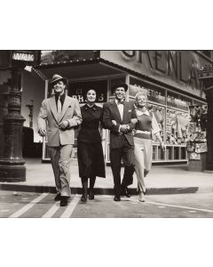 Al St. Hilaire, Kadr z filmu "Guys and Dolls", 1955 - pic 1