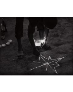 Agata Grzybowska, "Vévé", z cyklu "Niewidoczne, Jacmel, Haiti", 2020/2025 - pic 1